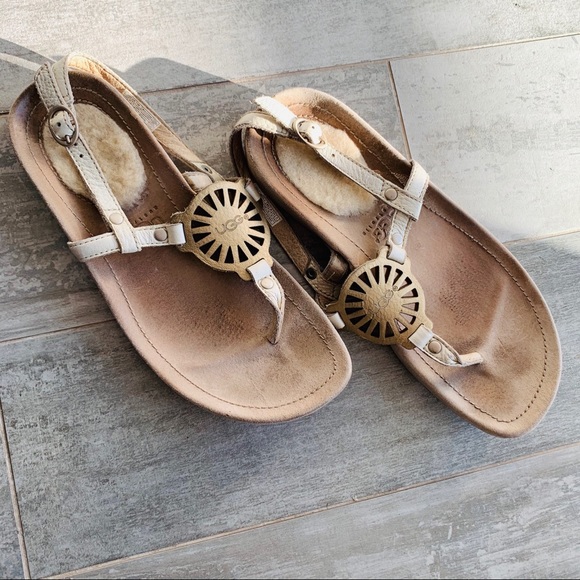 UGG Halendi Sheepskin Heel Puff Genuine Leather Flats Open Toe Sandals Shoes - Picture 7 of 16